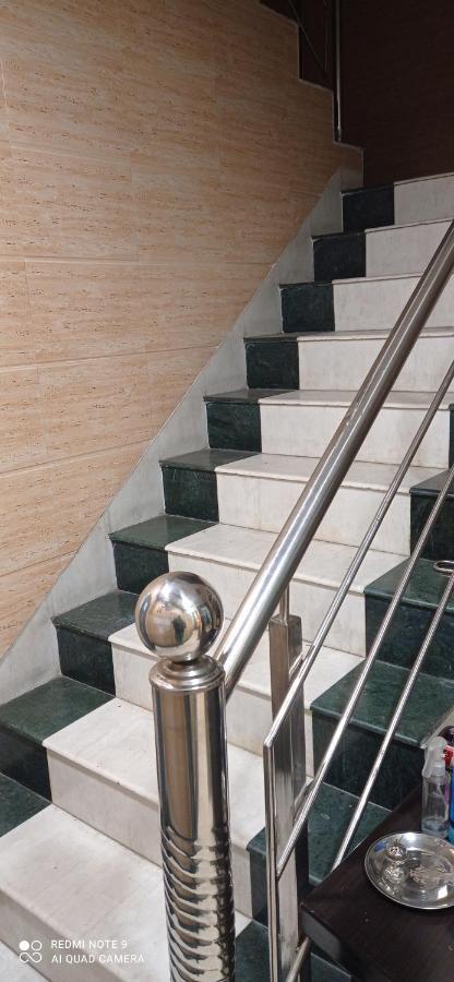 Hotel Ravi Residency Jalandhar Exteriör bild